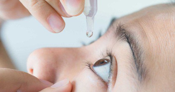 Có nên dùng nước nhỏ mắt chứa vitamin thường xuyên?