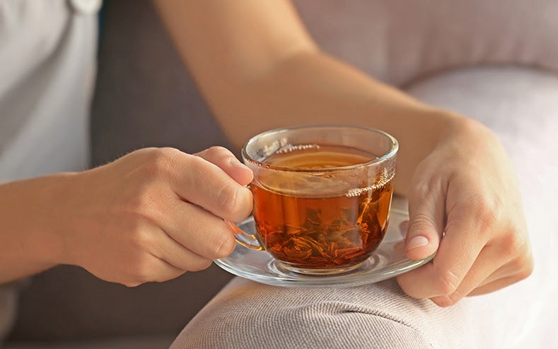 5 tác hại khi uống trà buổi sáng lúc bụng đói