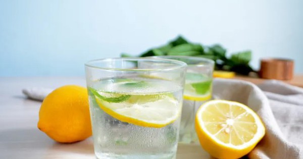 Thời điểm tốt nhất uống nước chanh giúp tiêu hóa và bù nước