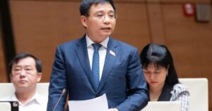 Phó Thủ tướng: Đẩy mạnh khám sức khỏe định kỳ, siết chặt an toàn thực phẩm