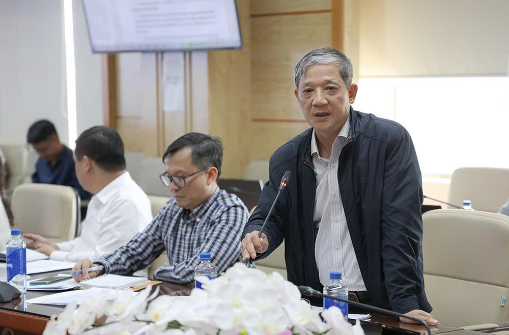 Bộ Y tế đề xuất tiếp tục cắt giảm thủ tục hành chính về khám chữa bệnh- Ảnh 3.