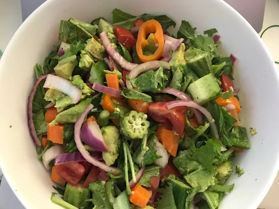 Nữ du khách chia sẻ bí quyết giảm cân thần tốc dù phải đi lại nhiều nước- Ảnh 2.