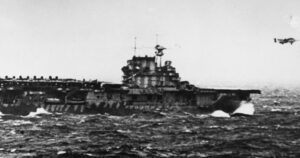 ‘Tàu sân bay tệ nhất’ từng được chế tạo của Mỹ