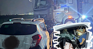 Ô tô con va chạm xe ben, một phụ nữ mắc kẹt trong cabin được giải cứu
