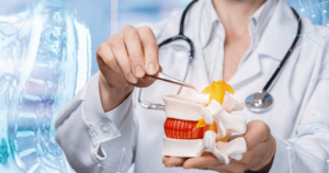 Giảm đau do thoát vị đĩa đệm ở người cao tuổi dùng thuốc như thế nào?