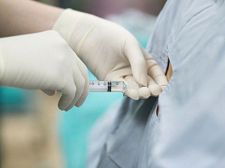 Giảm đau do thoát vị đĩa đệm ở người cao tuổi dùng thuốc như thế nào?- Ảnh 4.