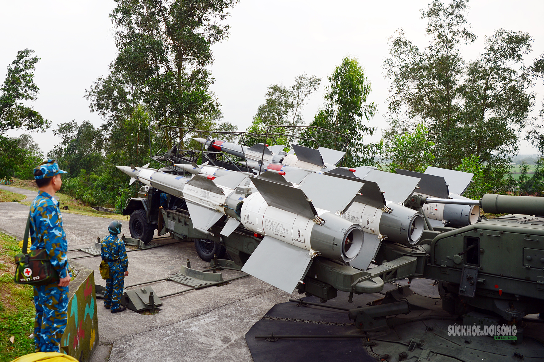 Trận địa tên lửa canh giữ bình yên vùng trời Đông Bắc- Ảnh 10.