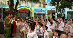 Hải Phòng phối hợp Học viện Cảnh sát nhân dân tuyên truyền vệ sinh môi trường, an toàn thực phẩm cho học sinh