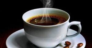 4 tác động bất lợi của cà phê tới sức khỏe trong mùa hè, uống bao nhiêu là hợp lý?