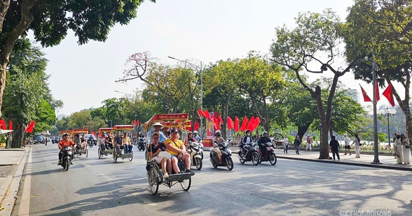 Hà Nội dự kiến cấm xe máy xăng theo giờ tại vùng lõi từ 1/7