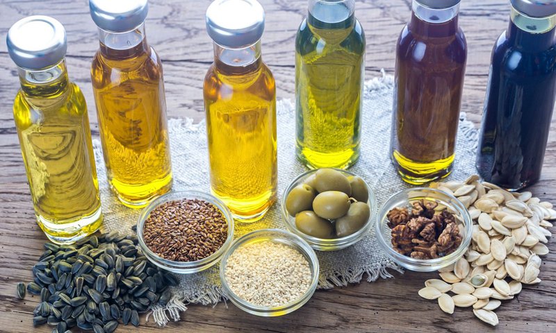 Sự thật ít người biết về ưu, nhược điểm của các loại dầu ăn phổ biến- Ảnh 2.