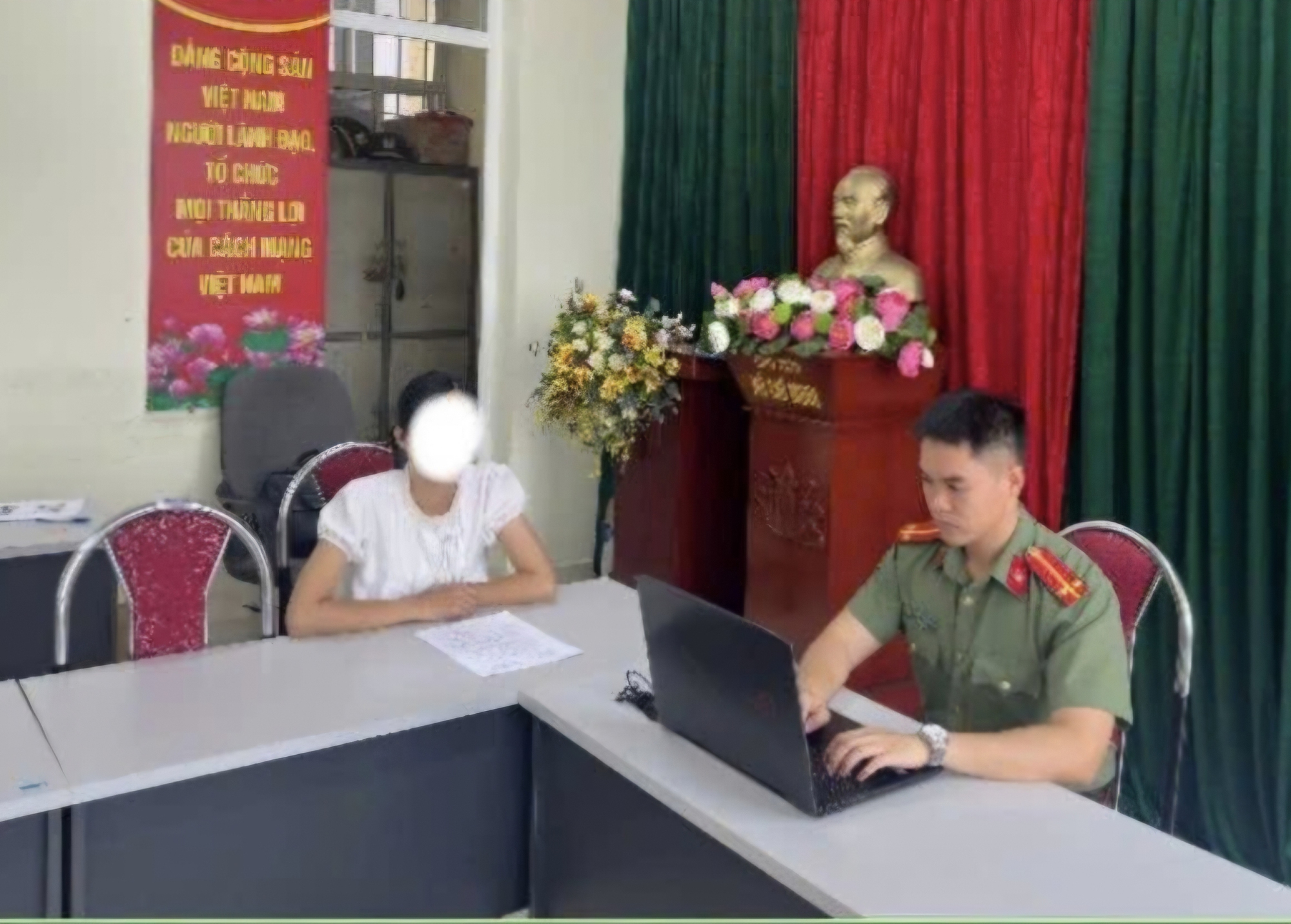 Tin bạn gái quen qua Facebook 'ảo' suốt 5 năm, người đàn ông bị lừa chuyển hơn 300 triệu đồng- Ảnh 1.