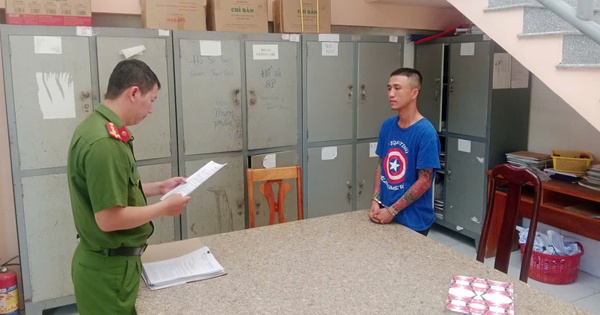 Khởi tố Nguyễn Minh Pháp SN 2002 dùng gạch ống đánh hỏng mắt bạn