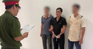 Bắt ‘tú ông’ môi giới mại dâm giá 8 triệu đồng/lần