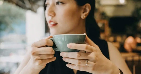 6 kiểu ăn sáng khiến bạn nhanh đói và thèm ngọt cả ngày