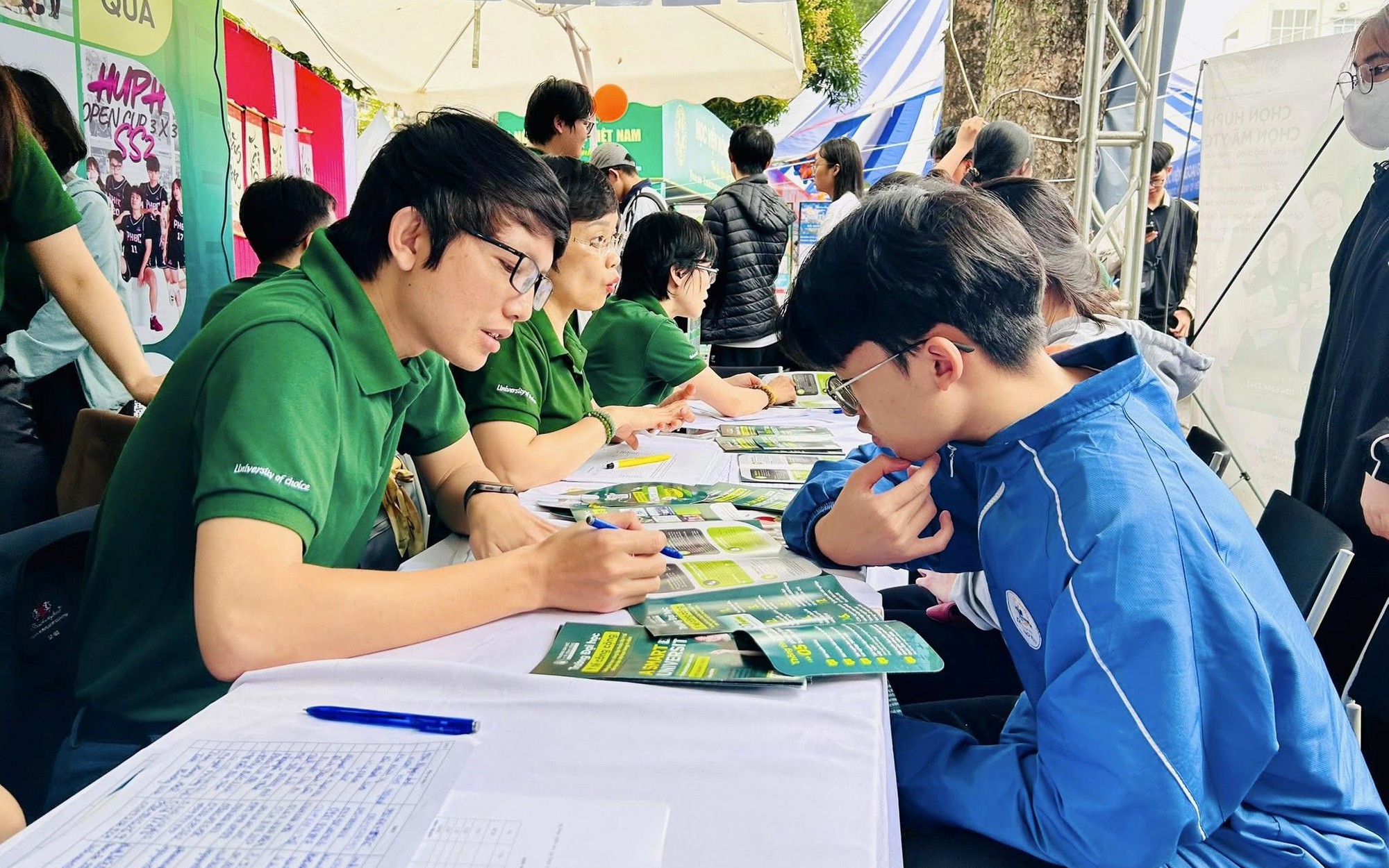 Hiểu đúng về bách phân vị khi quy đổi điểm xét tuyển đại học năm 2026