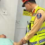 CSGT Nghệ An kịp thời hỗ trợ hai trường hợp nghi đột quỵ, kiệt sức