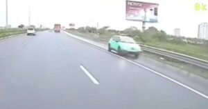 Xử phạt 35 triệu đồng tài xế taxi công nghệ đi ngược chiều trên tuyến cao tốc Pháp Vân – Cao Bồ