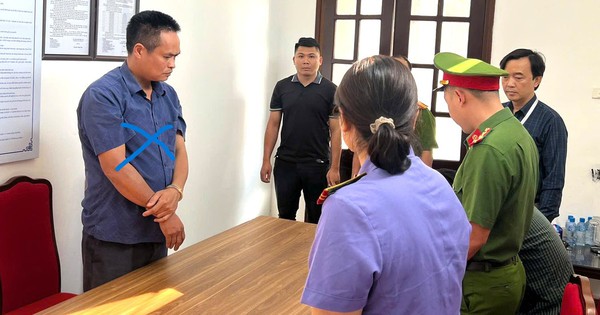 Nguyên cán bộ địa chính xã nhận hàng trăm triệu đồng để ‘lo thủ tục’ làm bìa đỏ