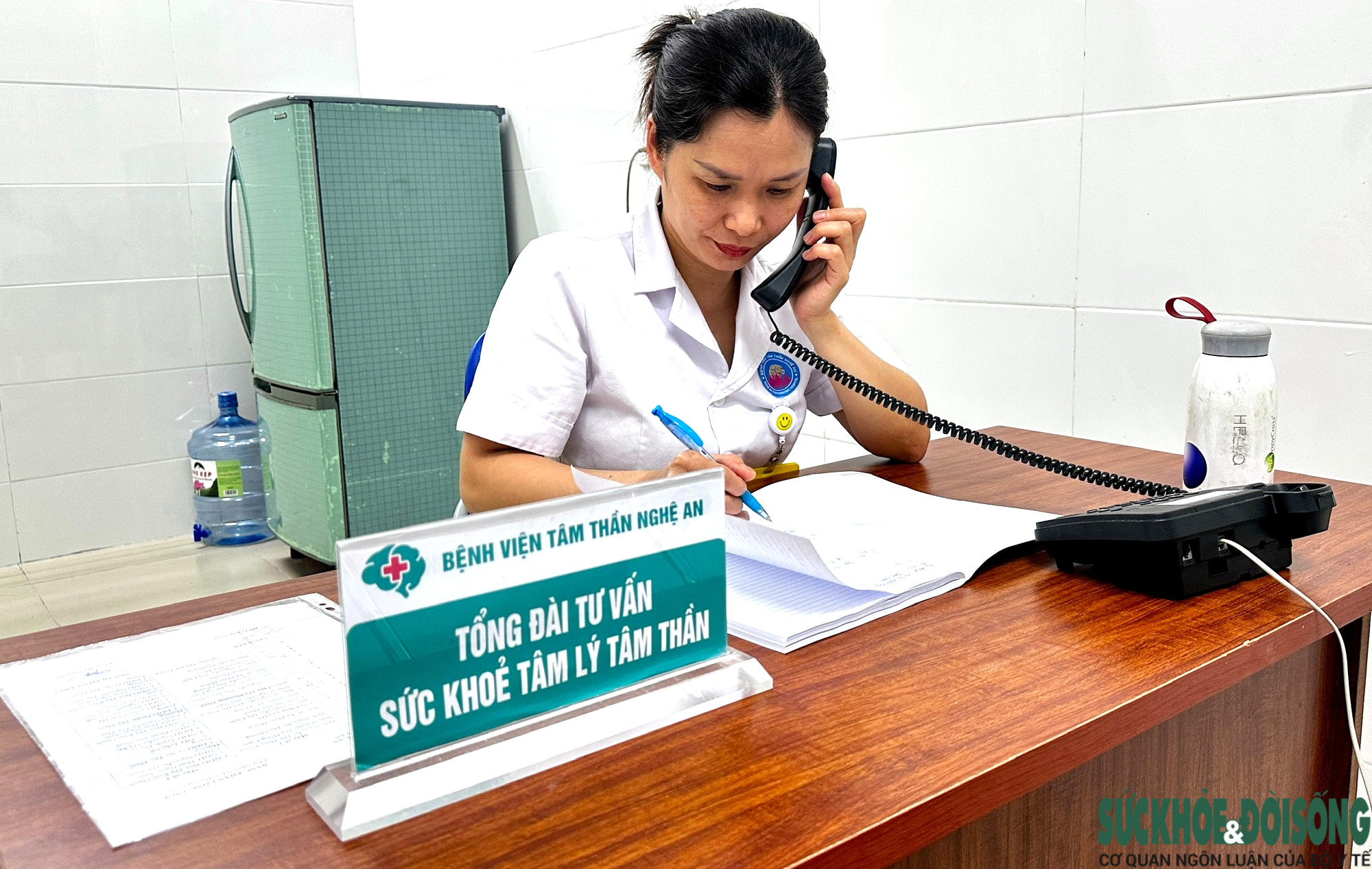 Hotline tư vấn tâm lý, tâm thần được chia sẻ mà không lo bị phán xét- Ảnh 2.