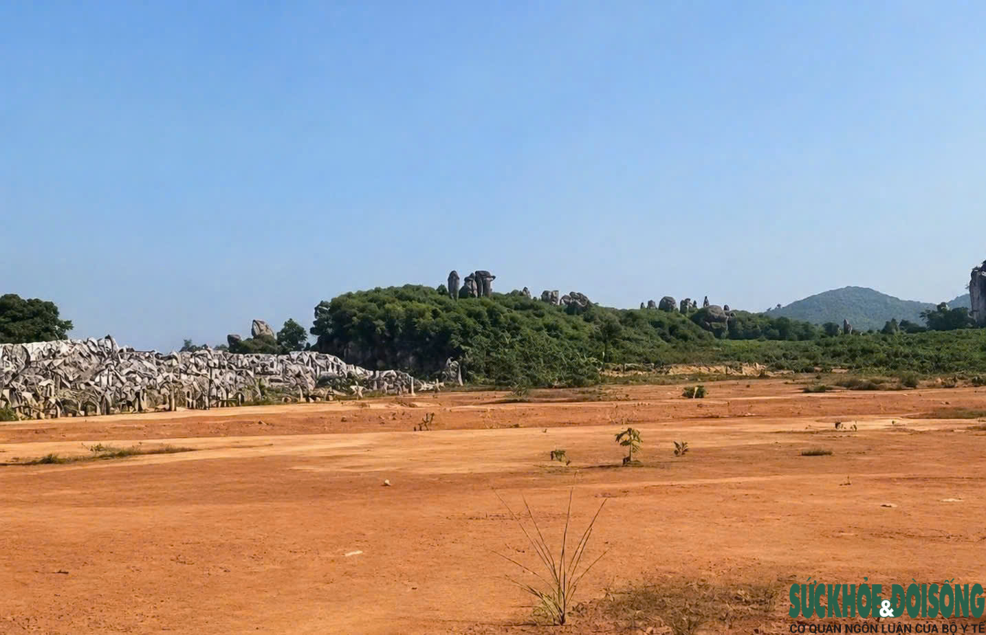 Người dân mệt mỏi khi bãi rác quá tải, nhà máy xử lý rác 'đắp chiếu' vì không có điện- Ảnh 4. Người dân mệt mỏi khi bãi rác quá tải, nhà máy xử lý rác 'đắp chiếu' vì không có điện- Ảnh 4.