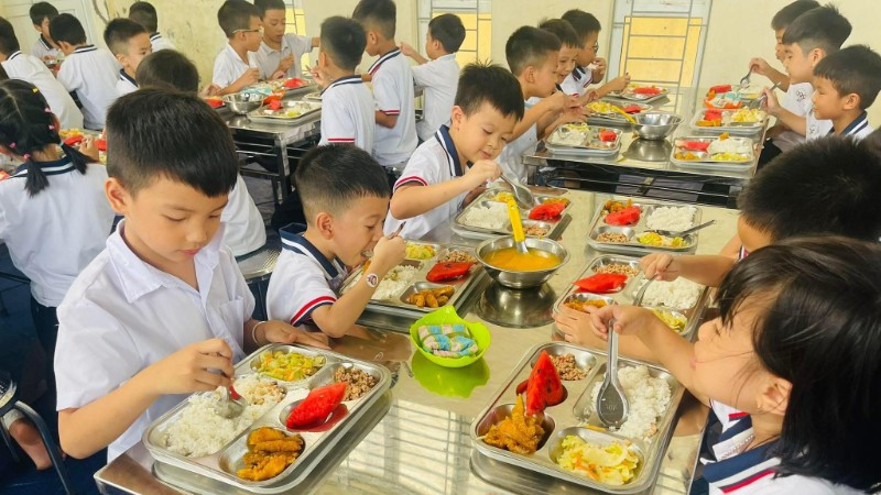 Chuẩn hóa dinh dưỡng học đường toàn quốc- Ảnh 1.