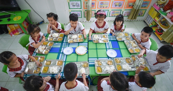 Dinh dưỡng học đường chưa đồng đều nguy cơ ảnh hưởng tầm vóc trẻ em