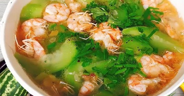 5 món ăn – bài thuốc từ quả mướp: Thanh nhiệt, lợi sữa, tốt cho tiêu hóa