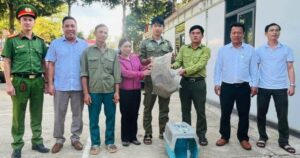 Phát hiện động vật quý hiếm trên rẫy, cả nhà mang nộp cho công an
