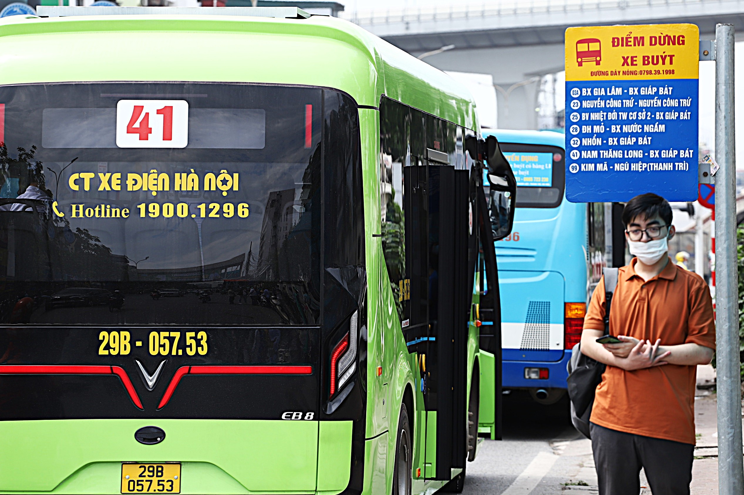 miễn phí vé xe buýt