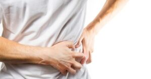 Nhìn dáng đi có thể biết ngay thận yếu từ những dấu hiệu này