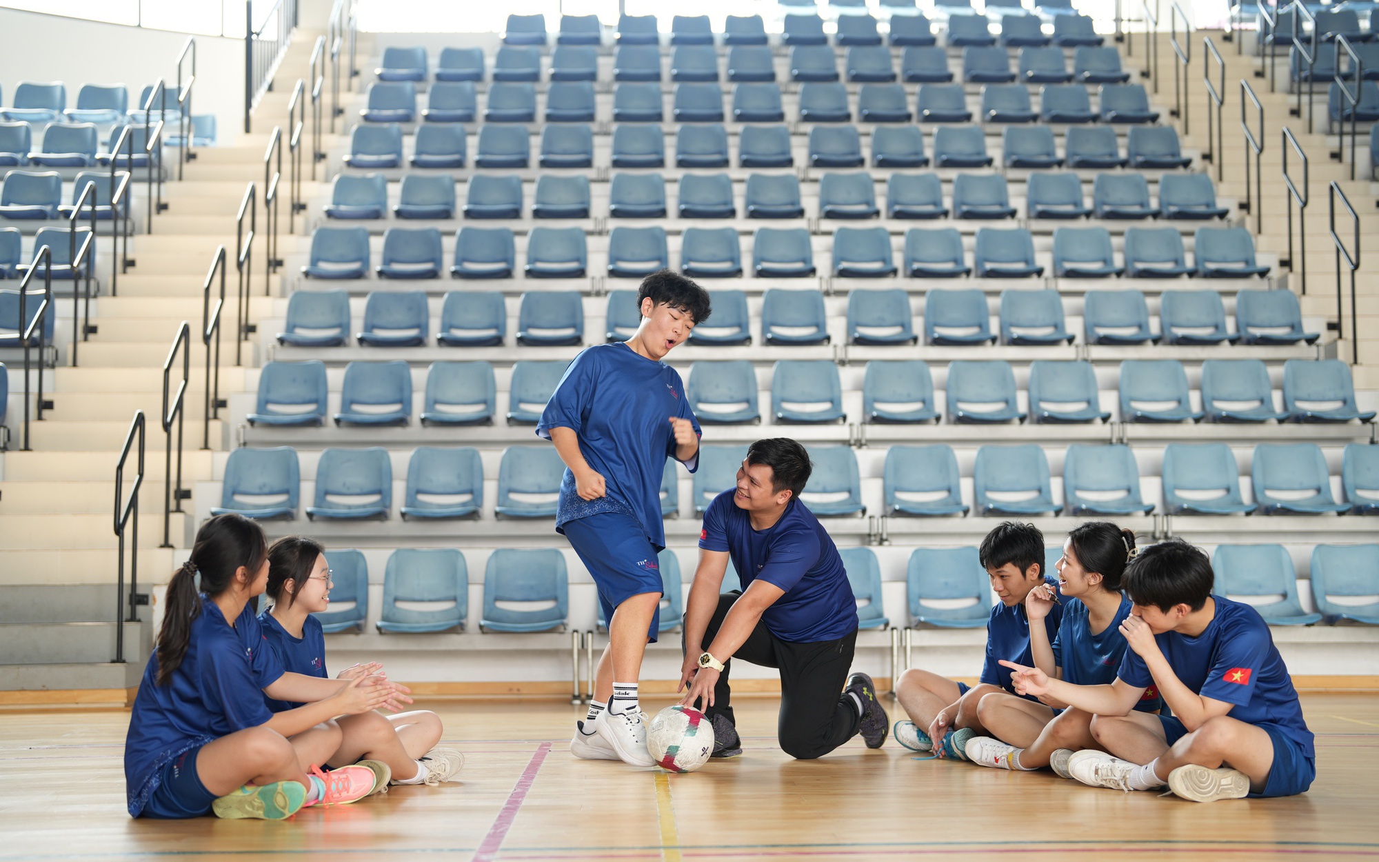 8 bài tập tăng chiều cao cho trẻ trong mùa hè- Ảnh 2. Bổ sung canxi đúng cách để trẻ tăng chiều cao