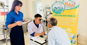 Đưa bác sĩ về xã giúp người dân thay đổi thói quen ‘có bệnh mới đi khám’
