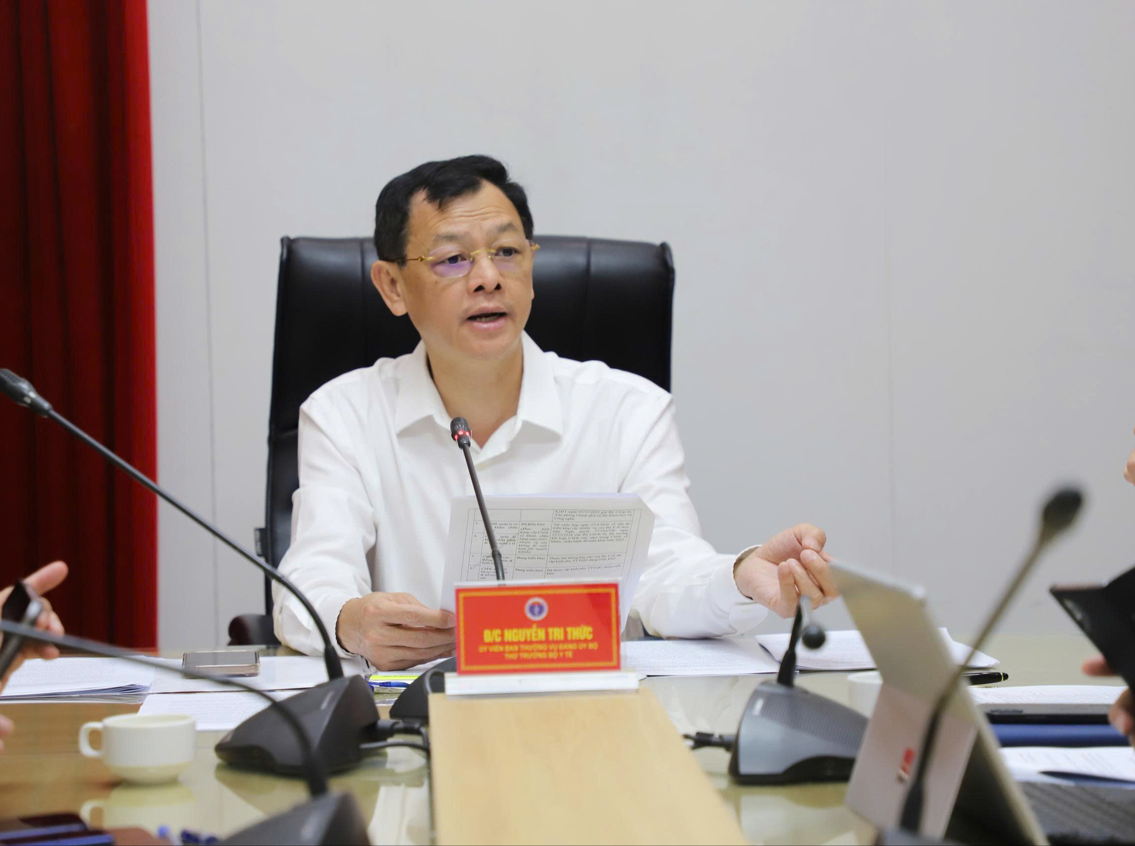 Bộ Y tế tiếp tục đôn đốc tiến độ xây dựng cơ sở dữ liệu y tế, thúc đẩy Sổ sức khỏe điện tử
- Ảnh 1.