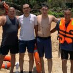 Cứu nhóm du khách Hà Nội gặp nạn trên biển Quảng Trị