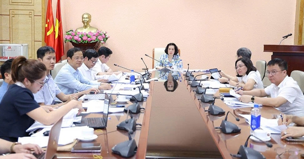 Bộ Y tế thúc đẩy hoàn thiện quy định mới về tiêm chủng, dự kiến phân cấp mạnh cho địa phương