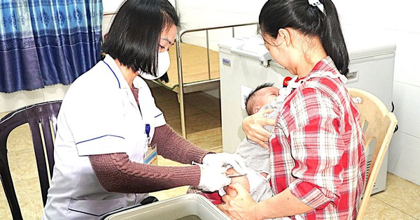 Hà Tĩnh giữ vững ‘lá chắn miễn dịch’ từ những mũi tiêm
