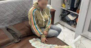 Đến nhà chơi, tráo heo đất chứa 35 triệu đồng