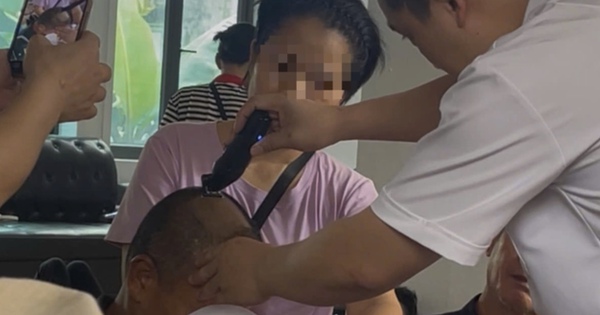 Đình chỉ cơ sở chữa ‘bách bệnh’ bằng ‘giác hơi hút máu’ ở Hà Nội