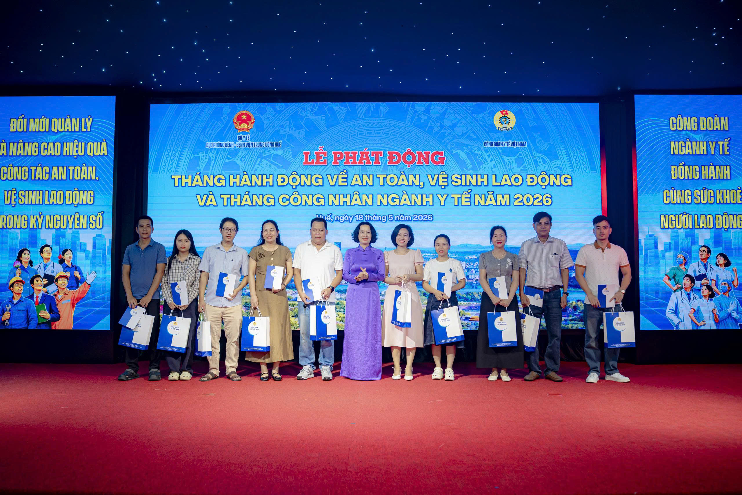 Hoàn thiện chính sách tạo môi trường làm việc an toàn cho nhân viên y tế- Ảnh 4. Hoàn thiện chính sách tạo môi trường làm việc an toàn cho nhân viên y tế- Ảnh 4.