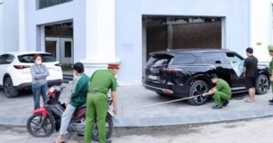 Phá nhanh vụ đập kính xe ô tô trộm tài sản tại khu biệt thự ở Lạng Sơn