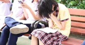 Chuyên gia cảnh báo nguy cơ rối loạn lo âu, trầm cảm do áp lực thi cử ở học sinh