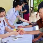 Quảng Ninh: Khám sàng lọc, cấp phát thuốc miễn phí cho hàng nghìn người dân