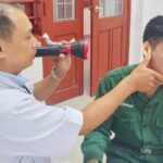 Khám sức khỏe định kỳ cho cán bộ, chiến sĩ tại đặc khu Cồn Cỏ