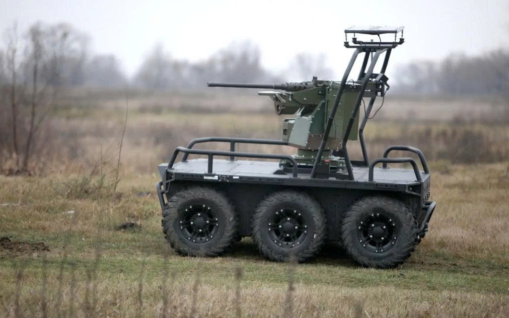 Binh sĩ Nga bất ngờ 'đầu hàng' trước robot chiến đấu của Ukraine- Ảnh 2.