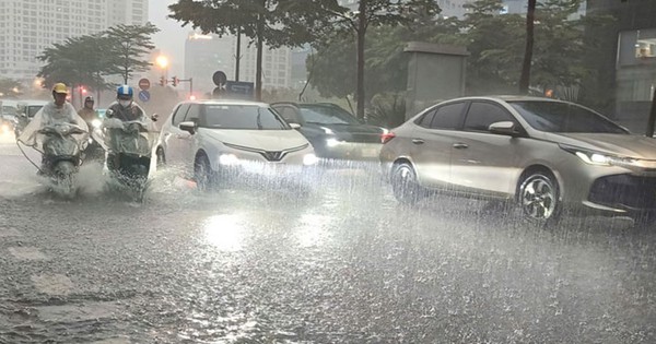 Miền Bắc mưa dông liên tiếp đến 12/5