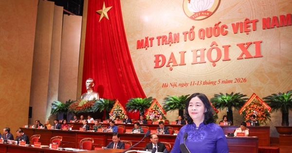 Bà Bùi Thị Minh Hoài tiếp tục làm Chủ tịch MTTQ Việt Nam