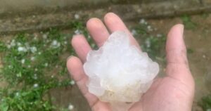 Những trận mưa đá khủng khiếp nhất