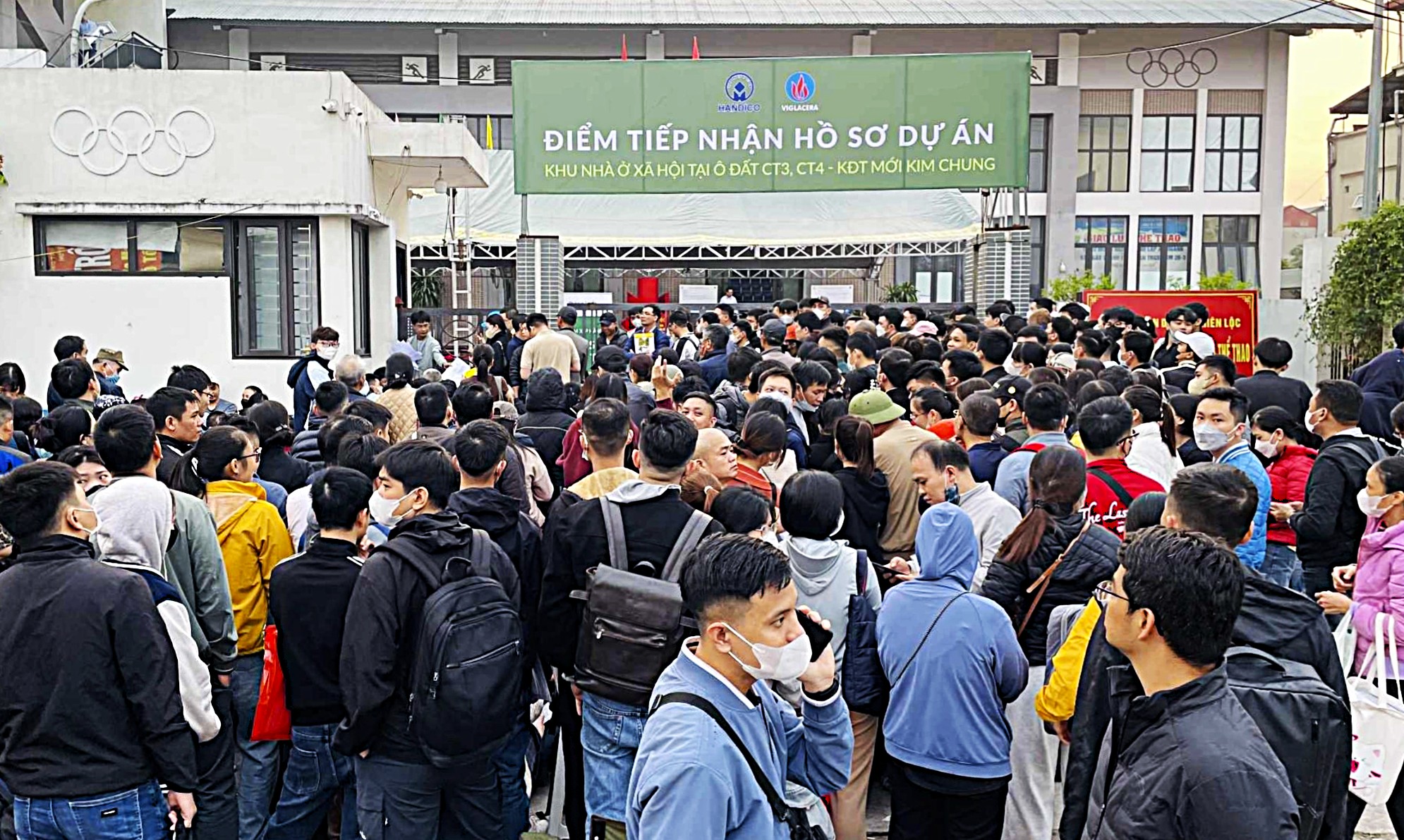 Có đất nhưng chưa có nhà, thu nhập thấp, ở nhờ nhà ngoại… có được mua nhà ở xã hội?- Ảnh 2.