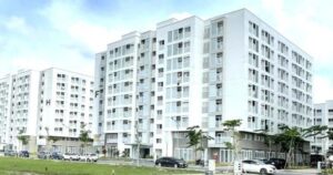Có nhà tái định cư cách nơi làm việc 35 km, viên chức có được mua nhà ở xã hội?